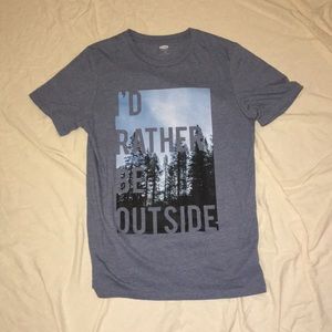 Old Navy T-Shirt